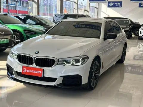 BMW 5 Series 2020 — фото 1
