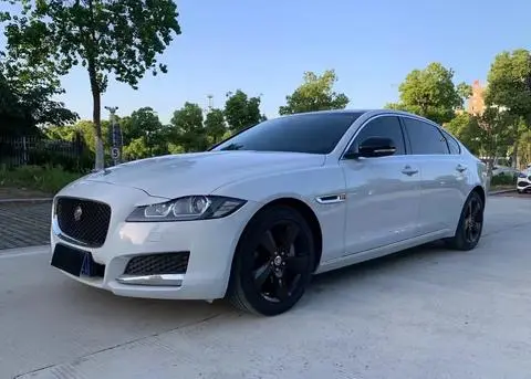 Jaguar XFL 2017