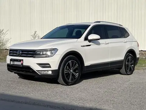 Volkswagen Tiguan L 2021