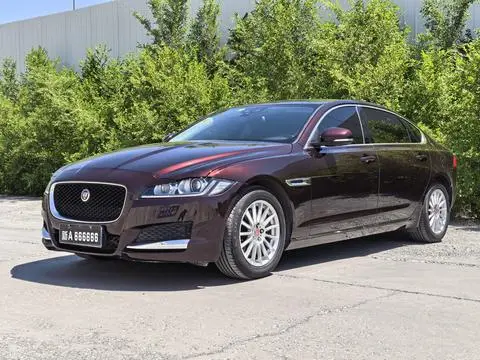 Jaguar XFL 2017