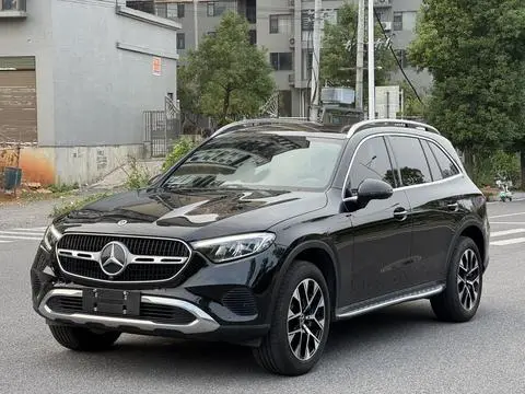 Mercedes-Benz GLC 2023