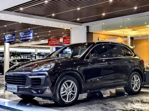 Porsche Cayenne 2015 — фото 1