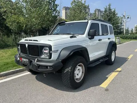 TANK 300 2023