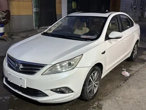 Changan Eado 2015 — фото 1