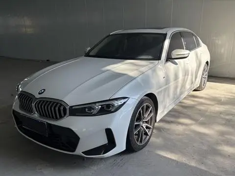 BMW 3 Series 2023 — фото 1