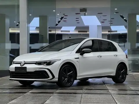 Volkswagen Golf 2023