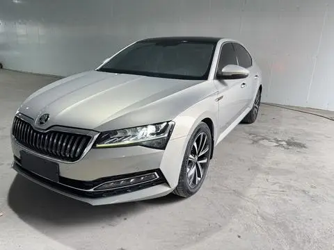 Skoda Superb 2022