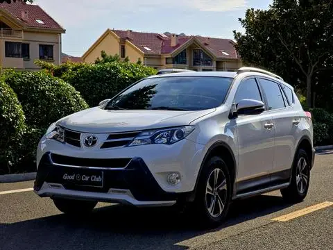 Toyota RAV4 2015