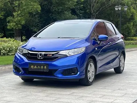 Honda Fit 2018 — фото 1