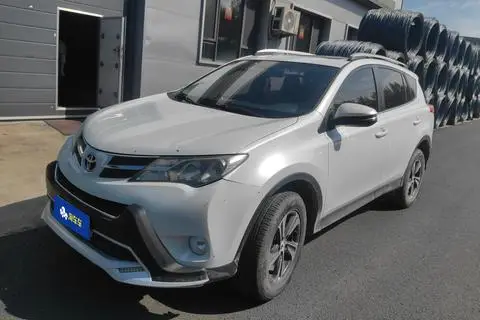 Toyota RAV4 2015