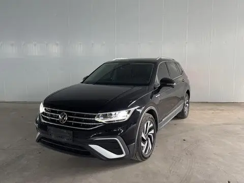 Volkswagen Tiguan L 2023