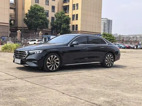 Mercedes-Benz E-Class 2024