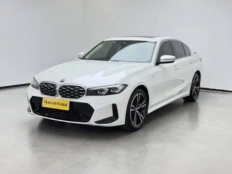 BMW 3 Series 2023 — фото 1