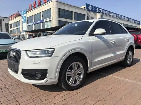 Audi Q3 2015