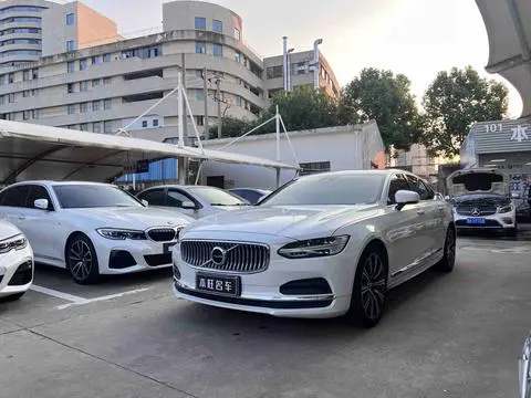 Volvo S90 2023