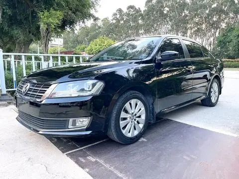 Volkswagen Lavida 2013