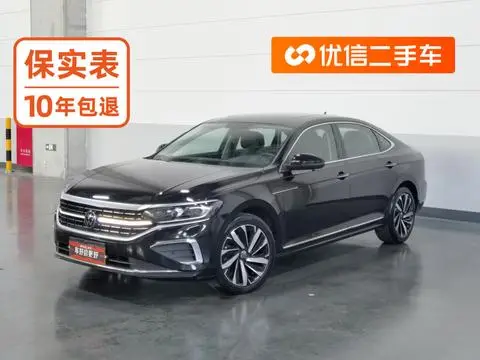 Volkswagen Passat 2024