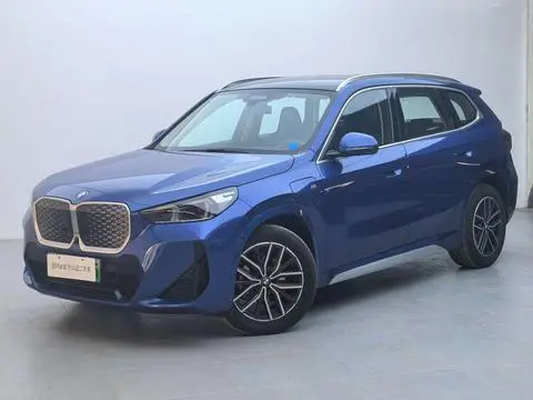 BMW iX1 2025
