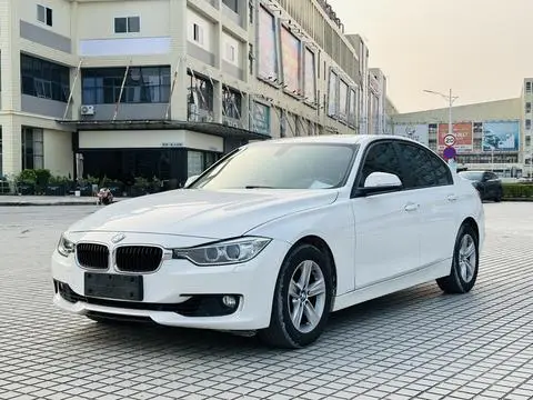 BMW 3 Series 2014 — фото 1