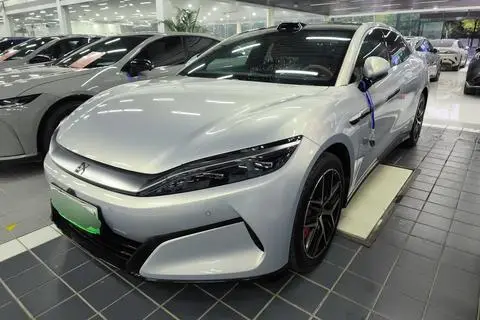 BYD Han L EV 2025