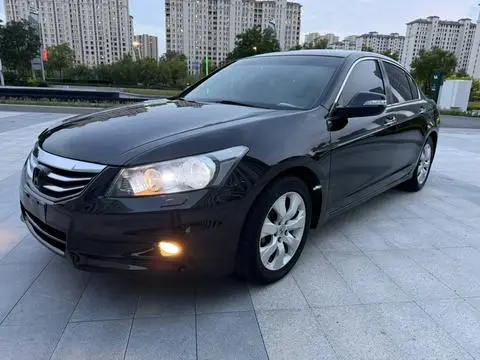 Honda Accord 2011 — фото 1