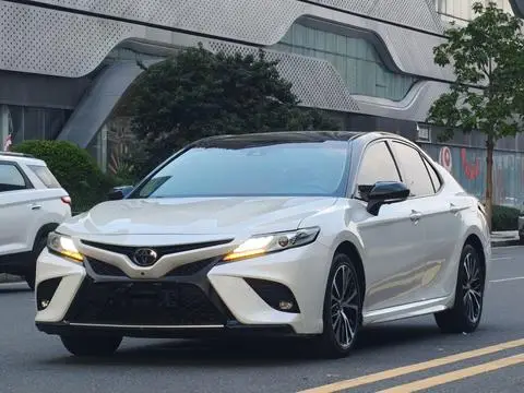 Toyota Camry 2018