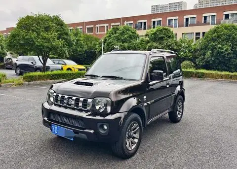 Suzuki 吉姆尼 2015