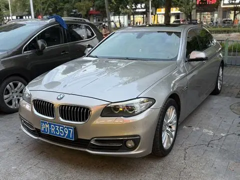 BMW 5 Series 2014 — фото 1