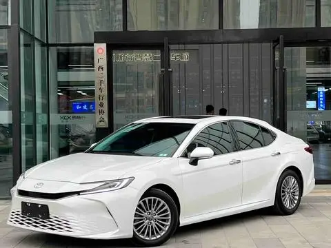Toyota Camry 2024