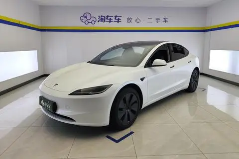 Tesla Model 3 2025