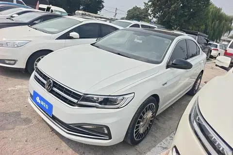 Volkswagen Bora 2021