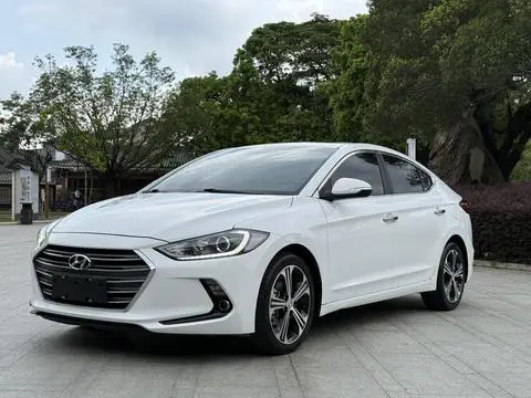 Hyundai 领动 2018 — фото 1