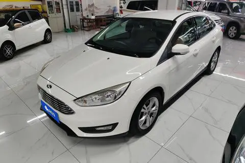 Ford Focus 2017 — фото 1