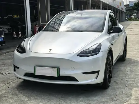 Tesla Model Y 2022 — фото 1