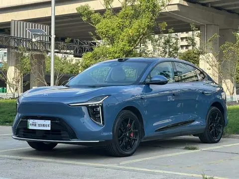 IM Motors 智己LS6 2026