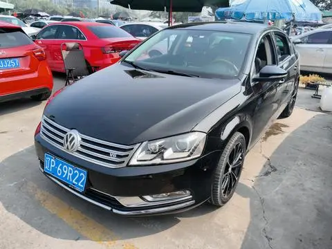 Volkswagen Magotan 2012