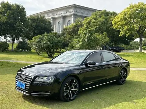 Audi A8 2012