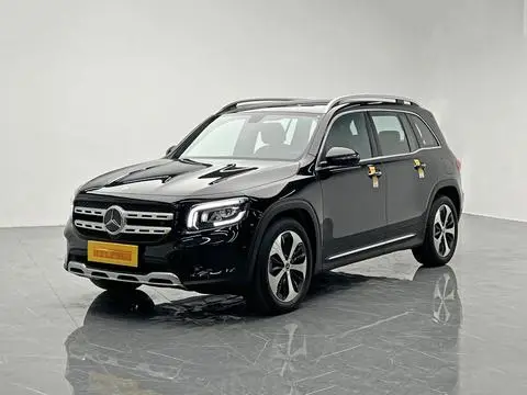 Mercedes-Benz GLB 2023