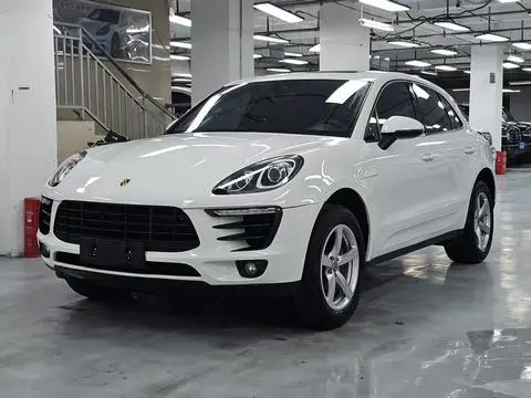 Porsche Macan 2017 — фото 1