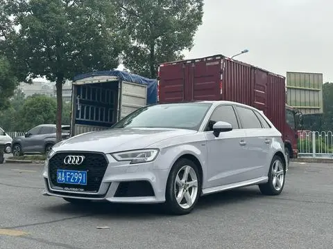 Audi A3 2020 — фото 1