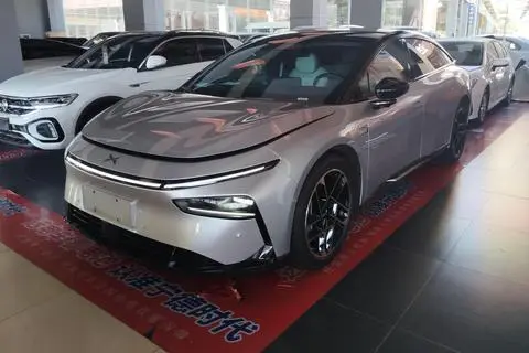 XPeng 小鹏P7+ 2024