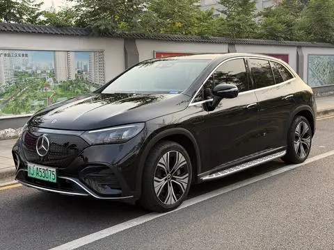 Mercedes-Benz EQE SUV 2024