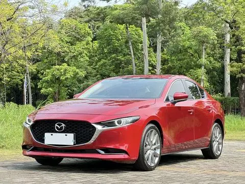 Mazda 3 昂克赛拉 2025