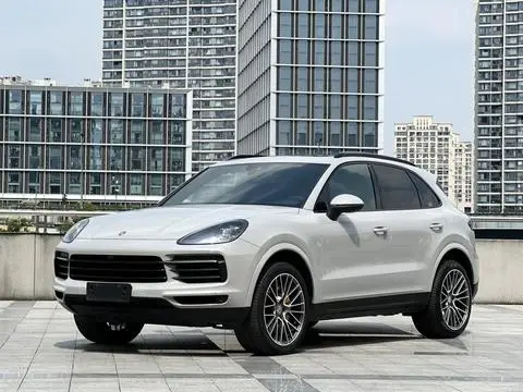 Porsche Cayenne 2018 — фото 1