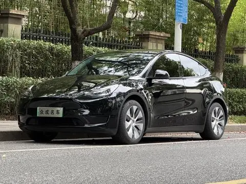 Tesla Model Y 2022 — фото 1