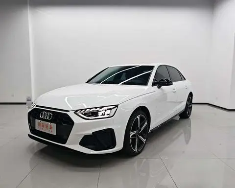 Audi A4L 2025