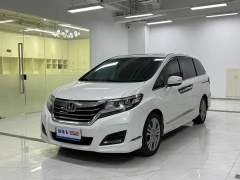 Honda 艾力绅 2016