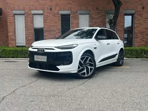 Audi Q6L e-tron 2026