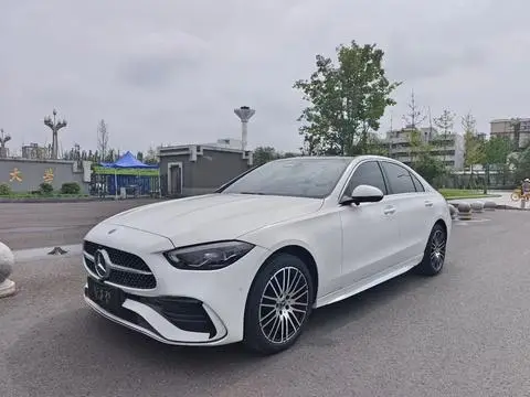 Mercedes-Benz C-Class 2024