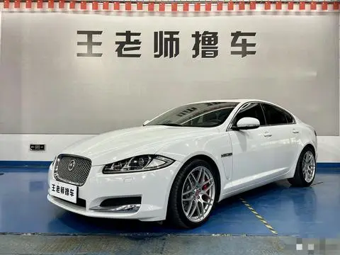 Jaguar XF 2014